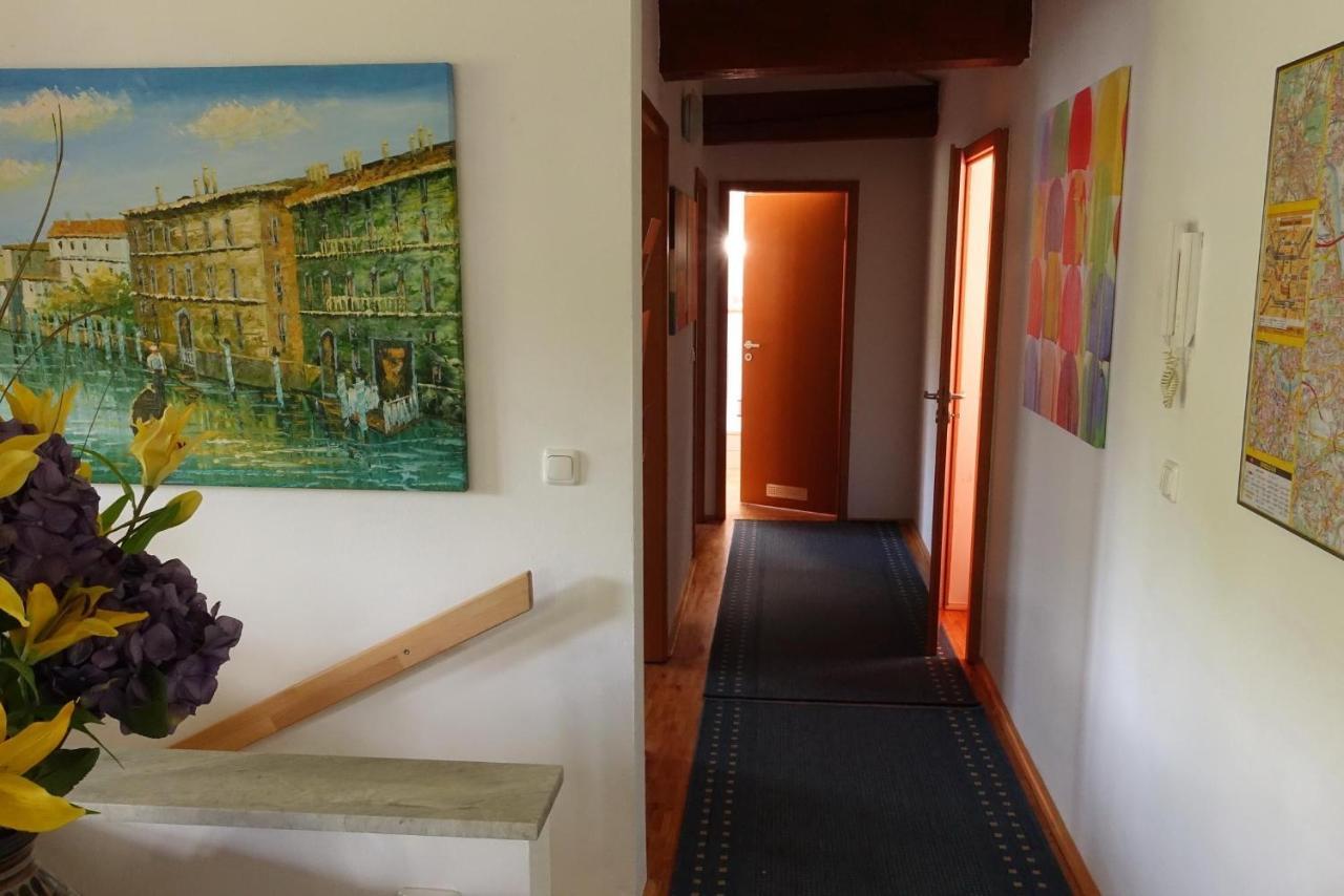 Campus Martin Apartment *